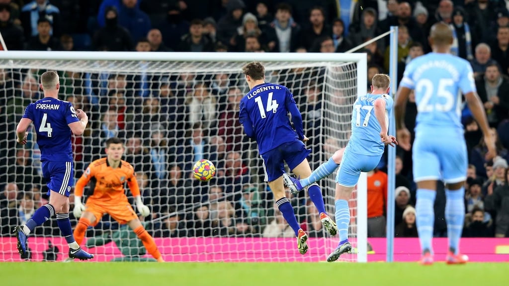Kevin De Bruyne of Manchester City scores his side’s fifth goal past Illan Meslier of Leeds United. Photo: Alex Livesey/Getty Images