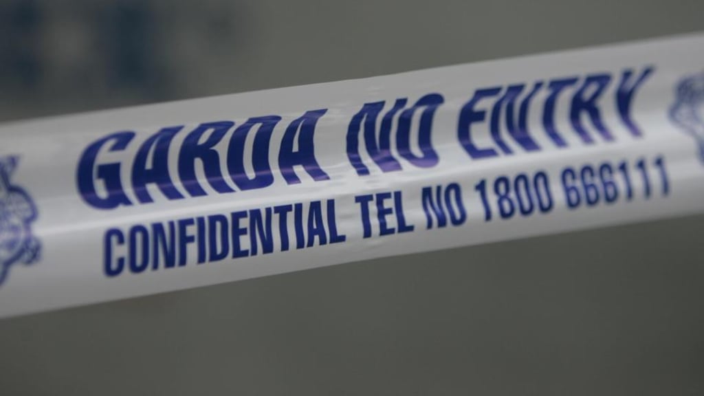 A 25-year-old Polish man was found by ambulance personnel this morning at the bottom of a stairs on Main Street in Bagenalstown, Co Carlow.