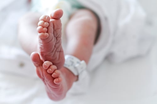 Record number of babies born to women aged 45 and over - CSO