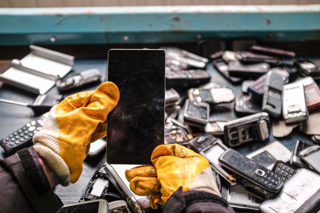 Around 20 per cent of people have never recycled a smartphone.