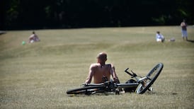 Weekend temperatures to touch 30 degrees with no rain expected for at least 10 days