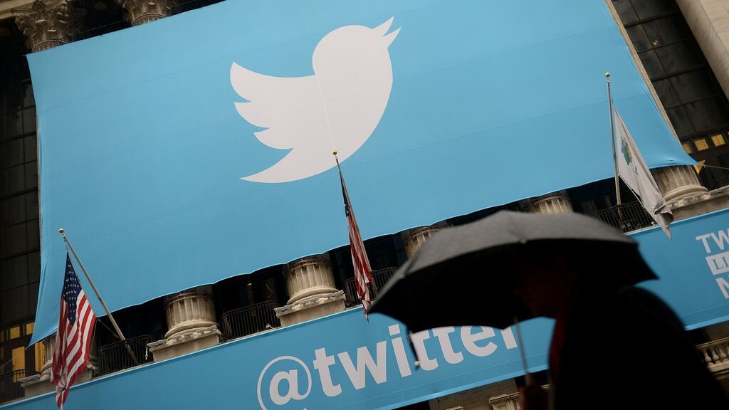Twitter’s advertising revenue fell 11% to $474m in the first quarter