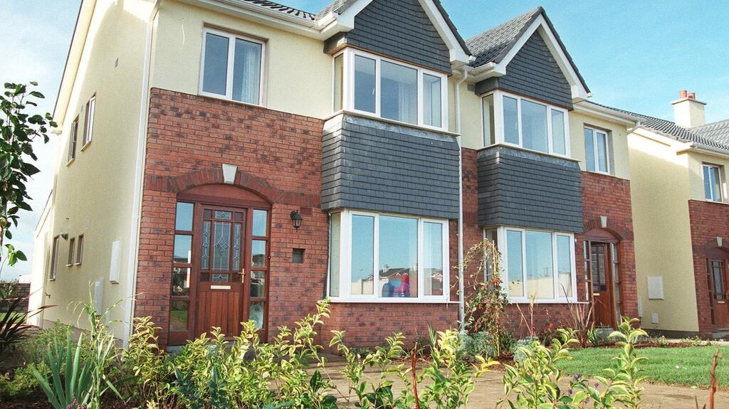 Figures from REA agents show that the average three-bed semi-detached in Dublin city now costs € 414,500, a rise of € 10,000 (2.6%) over the last three months and an increase of 14.1 per cent over the past year.