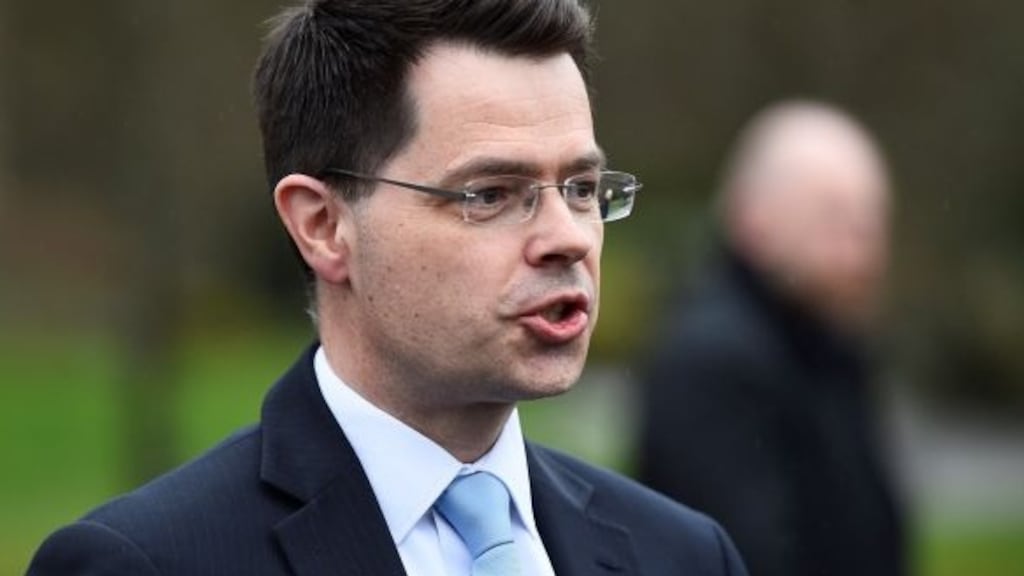 Northern Ireland Secretary of State James Brokenshire has cancelled his trip to Washington to concentrate on critical talks to save powersharing at Stormont.