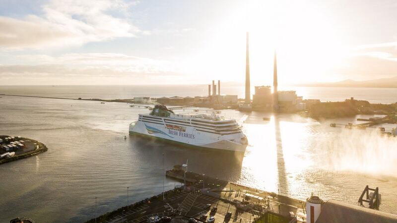 The Irish Ferries WB Yeats arrives in to Dublin Port