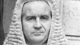 Gubu, episode five: The arrest