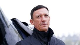 Frankie Dettori abandons retirement plans to continue racing career in US