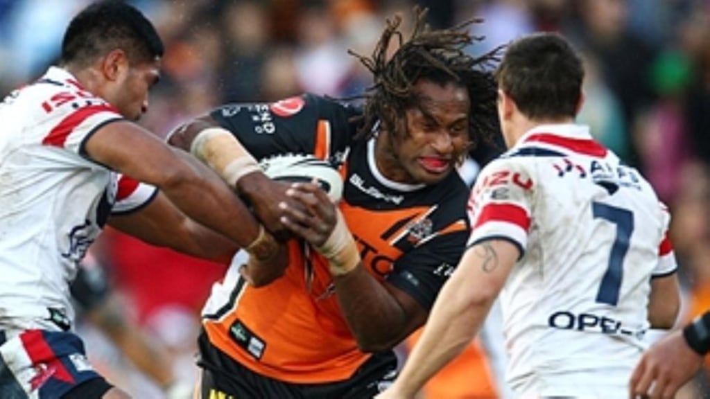Lote Tuqiri (centre). Photograph: Mark Nolan/Getty Images