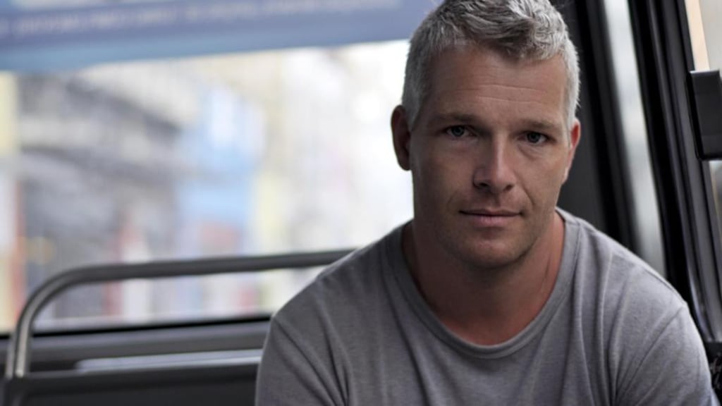 Alex Hijmans, úrscéalaí.