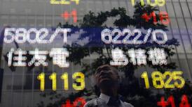 Asia shares extend gains, oil stuck near lows