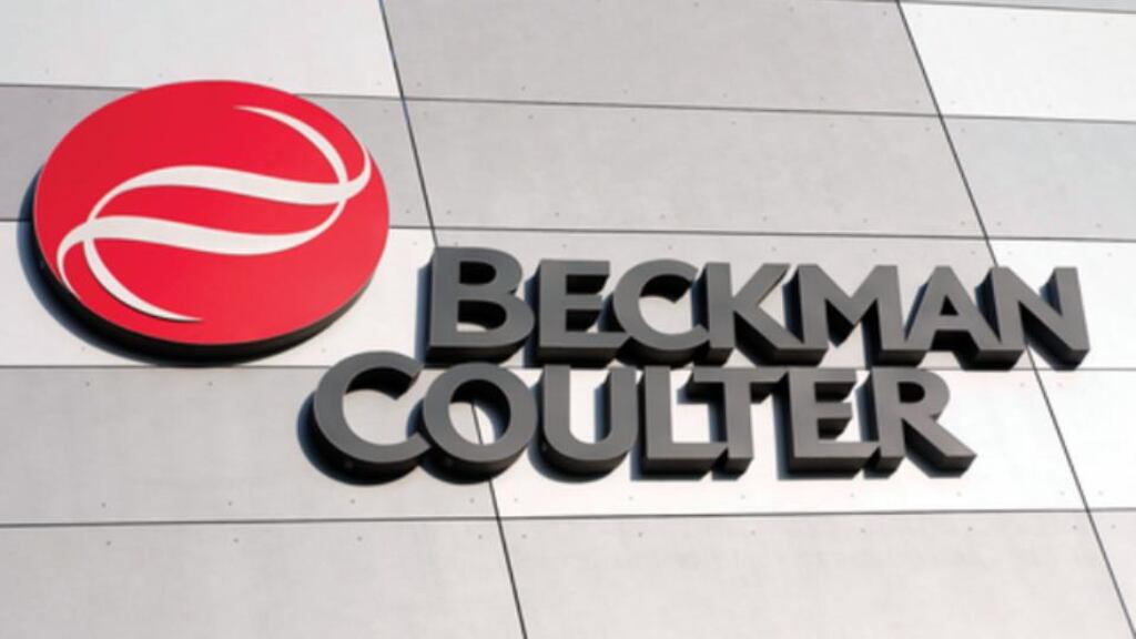US medical diagnostics company Beckman Coulter is to close its Galway plant with the loss of 140 jobs in the city.