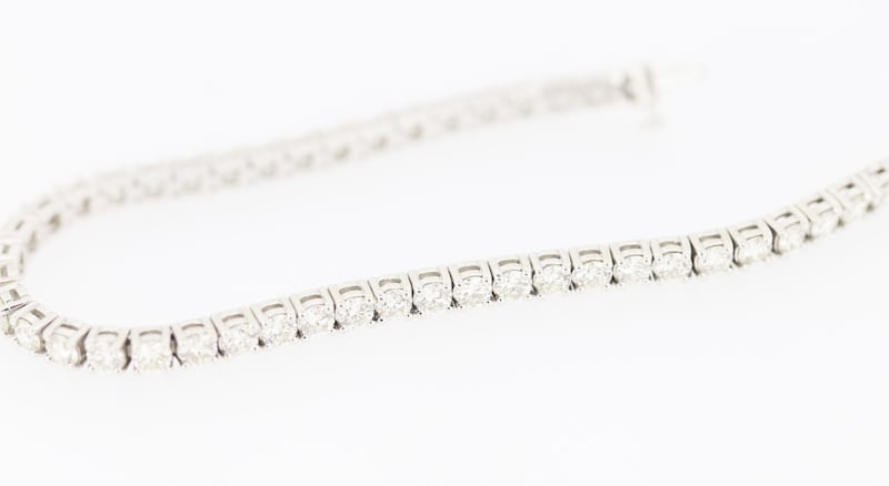 Diamond 46-stone tennis bracelet (€8,000-€12,000) at Matthews