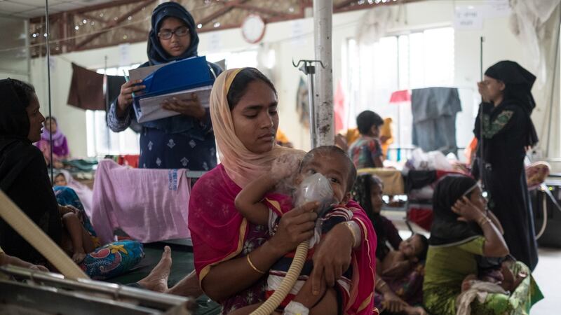 Rohingya patients at the paediatric ward in the MSF clinic in Kutupalong.