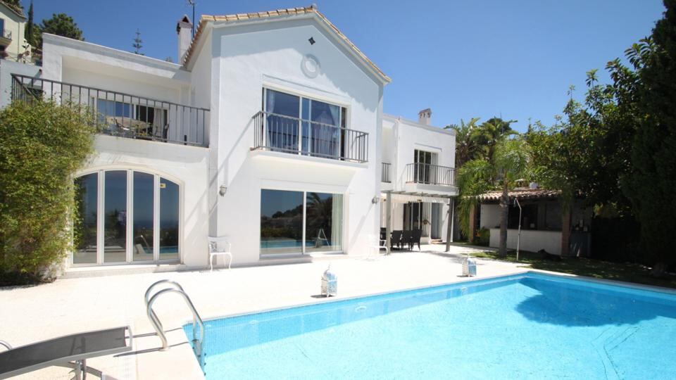 Costa del Sol, Spain: €999,000, Cluttonresorts.com