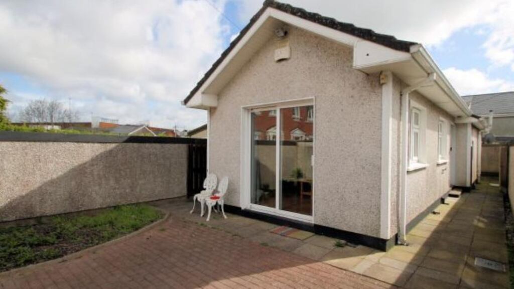 Co Cork, Ireland: €200,000, Michael Russell and Co