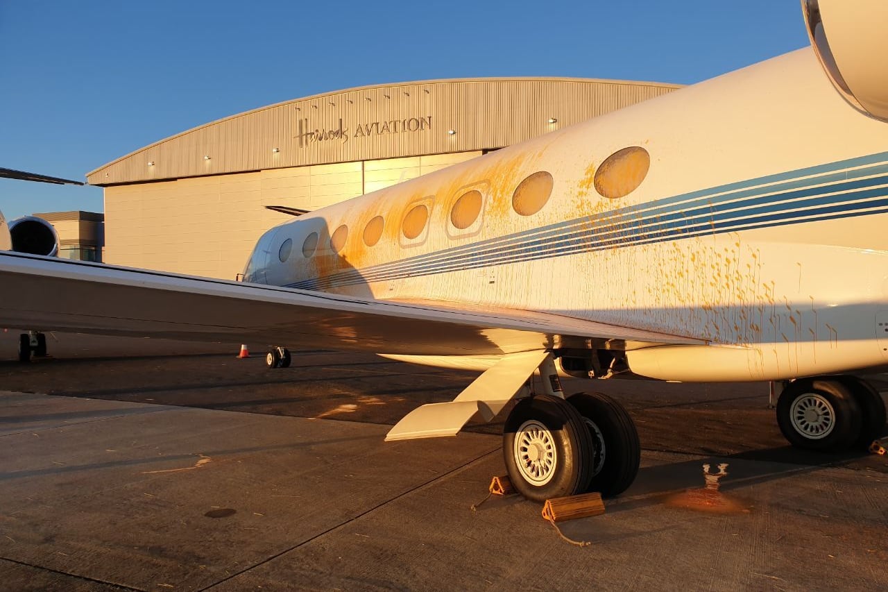 Just Stop Oil pair who sought to spray paint on Taylor Swift’s jet spared jail