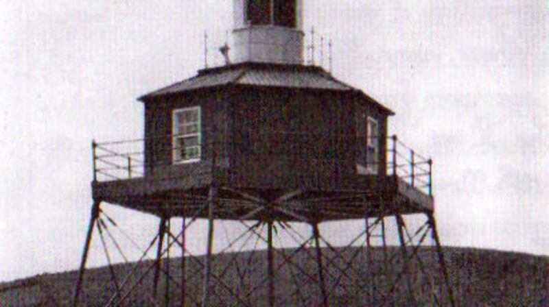 The Spit Light, marking the sandbank called “the Spit”