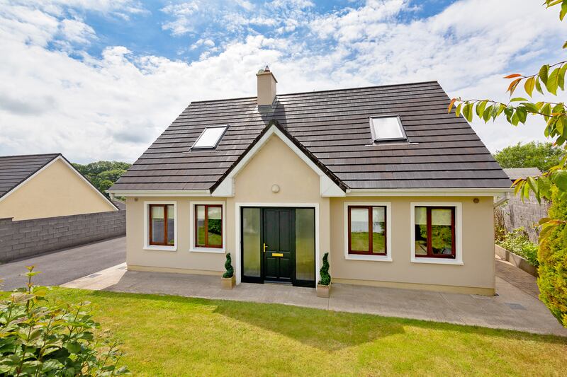 3 Blackoak Rise, Newport, Co Mayo