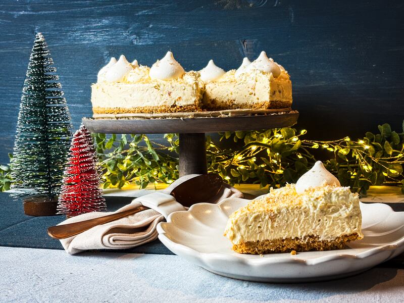 M&S Golden Blonde Chocolate No-Bake Cheesecake