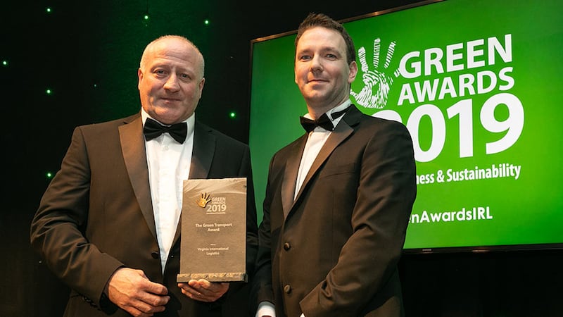 Padraig Ryan, Associate Director, Business Consulting, Grant Thornton Ireland presents The Green Transport Award to James Cole, Virginia International Logistics.