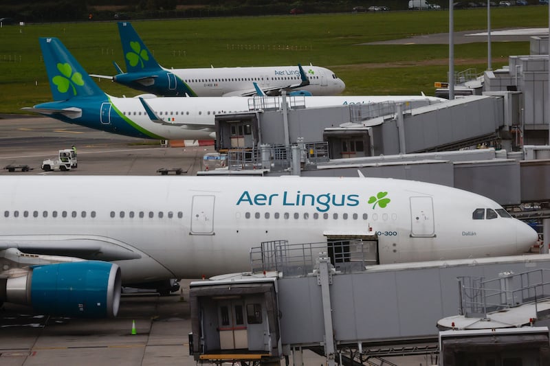 Aer Lingus pilots vote no confidence in airline executives