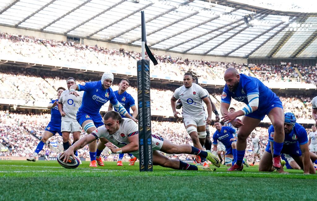 England's Ollie Sleightholme scores his second try during the Six Nations match against Italy at Twickenham. Photograph: David Davies/PA Wire