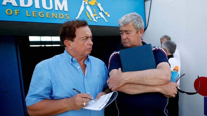 Marty Morrissey gets team news from John Hynes, chief executive,  Galway GAA, at Semple Stadium, Thurles.  Photograph: ©INPHO/James Crombie