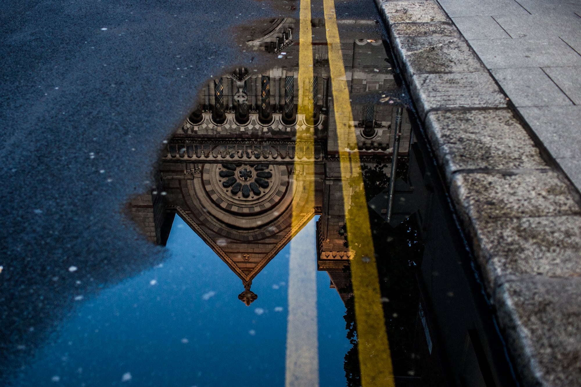 Policymakers failing to tap into religious groups for migrant integration, says report