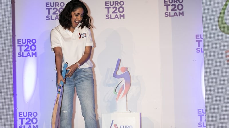 Bollywood star Yami Akram pictured smashing open the new logo of the T20 Tournament in The Westin Hotel in Dublin at the launch of the Euro T20 Slam Cricket Tournament. Photo: kobpix