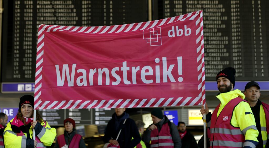 Members of the German public servants' union dbb picket Frankfurt airport on March 27th, 2023. Photograph: EPA