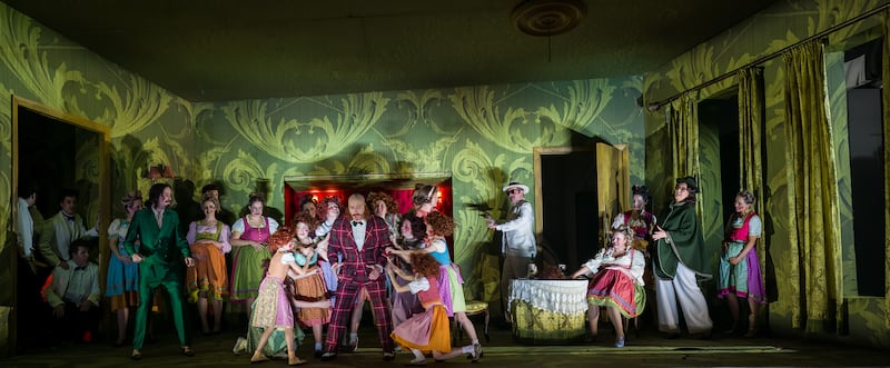 Andreas Bauer Kanabas (Baron Ochs), centre, and Samuel Dale Johnson (Farinal), left, with the INO chorus. Photograph: Pat Redmond