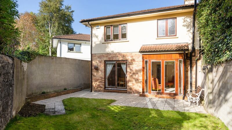 Rear, 4 Wellington Place D4