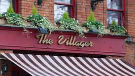 Man jeered during attempt to rob pub with toy gun, court told