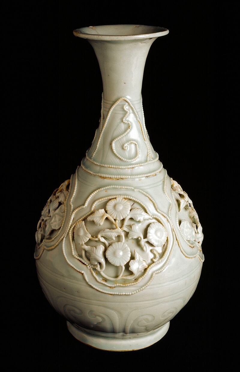 The Fonthill Vase is the earliest documented piece of Chinese porcelain to have reached Europe.