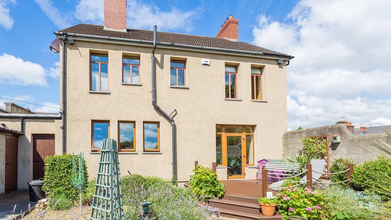 Brooklyn, Dolphin Avenue