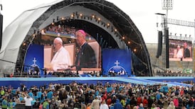 Pope Francis warns 80,000 at Croke Park of social media dangers