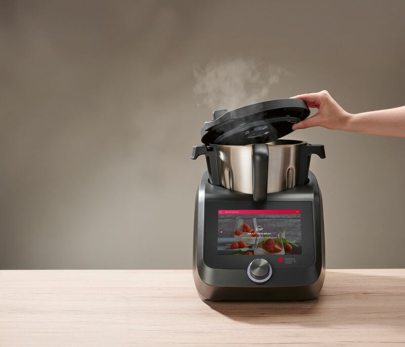 Whether you’re a dedicated weekly meal prepper for one or a seeker of nutritious recipes for an extended family, it’s the perfect solution