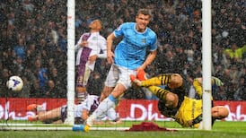 Manchester City move closer to claiming Premier League title