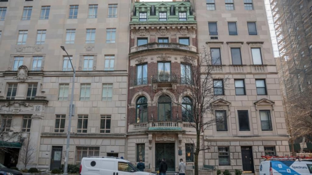 The American Irish Historical Society’s mansion on Fifth Avenue in Manhattan that is now on sale for $52 million. Photograph: Sarah Blesener/New York Times