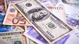 Sterling dips as Britain paves way for Brexit talks