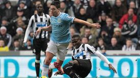 Samir Nasri sidelined for eight weeks with knee injury