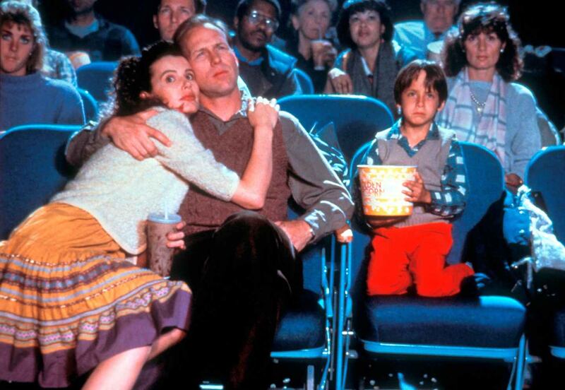 The Accidental Tourist: Geena Davis with William Hurt and Robert Gorman in the 1988 film