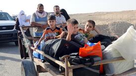 Islamic State routs Iraqi troops in fight for Ramadi