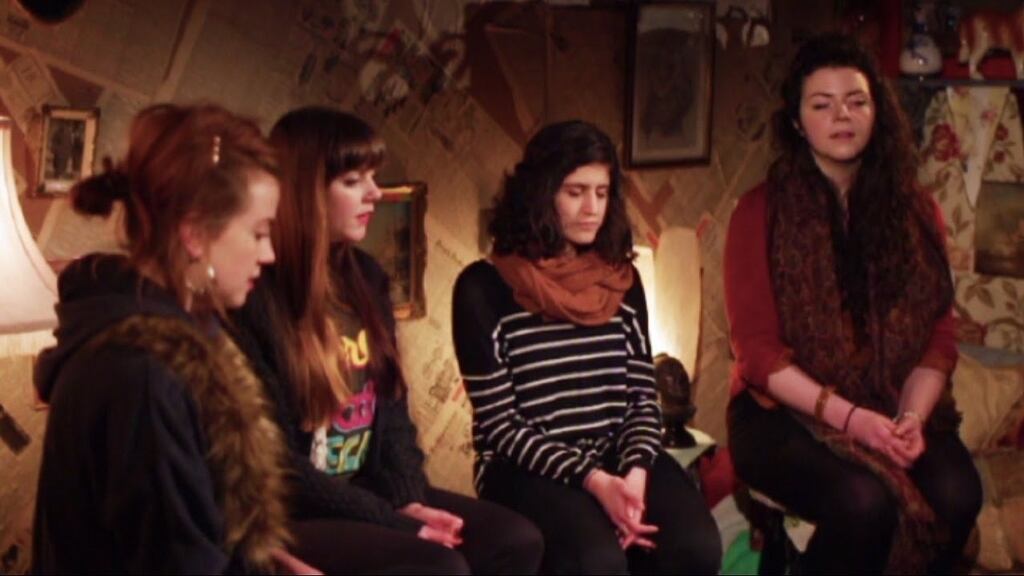 Landless are a four piece featuring Ruth Clinton, Meabh Meir, Sinead Lynch and Lily Power