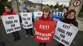 Teachers’ strike: ASTI proposes ‘temporary’ deal to ease tension