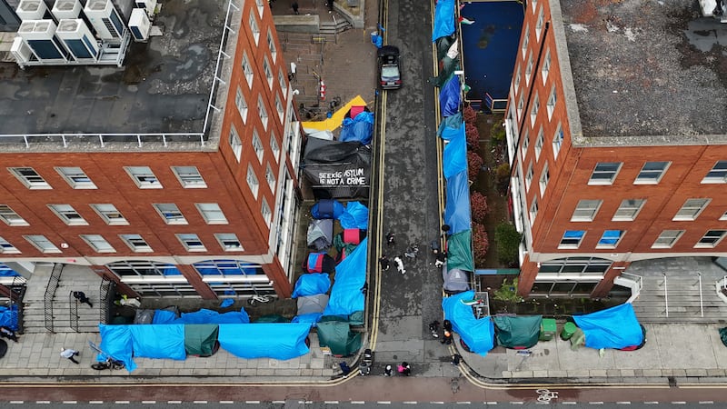 Almost €1bn paid to private operators to accommodate asylum seekers last year