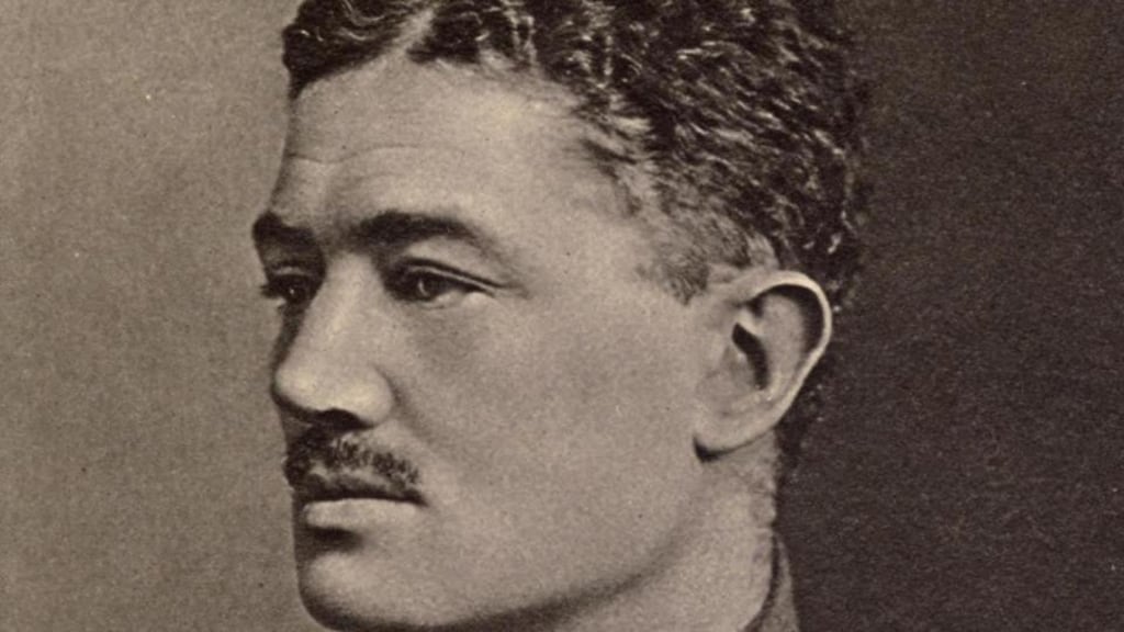 ‘Into Battle’ was first published in the ‘Times’ of London in May 1915, alongside news of Grenfell’s death.