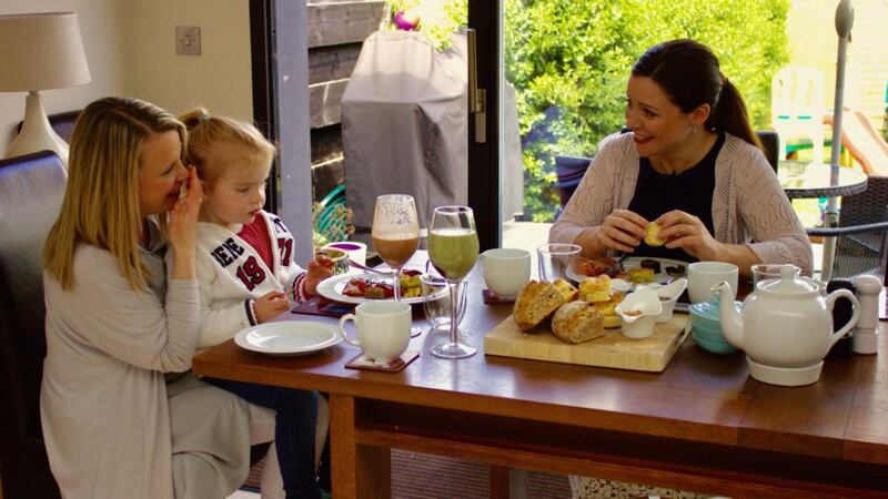 Jacinta Baille (left, with her daughter Emily) cooked Catherine Fulvio the ultimate traditional Irish breakfast in Dublin; Catherine then travelled to Portland, Oregon, to teach Jacinta’s sister Savina and her family how to make their own Irish sausages and to cure their own bacon.
