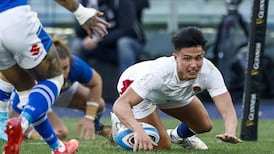 Scrappy England secure customary bonus point win in Italy