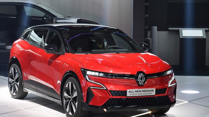 Arriving in Ireland next year, the Megane E-Tech comes with a 60kWh battery that will give it a range of 467km on a full charge